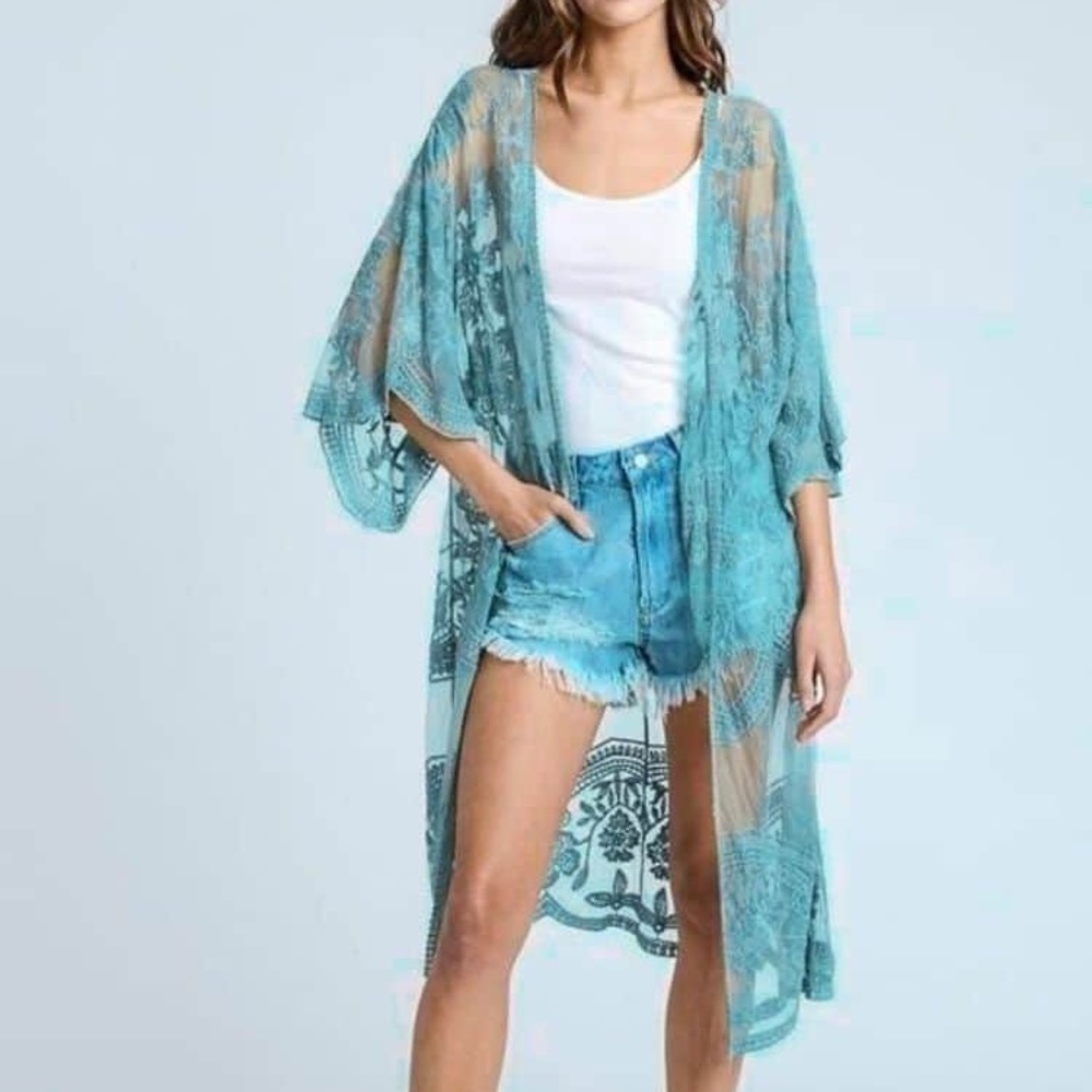 Jade Lace Kimono. 100% Cotton.